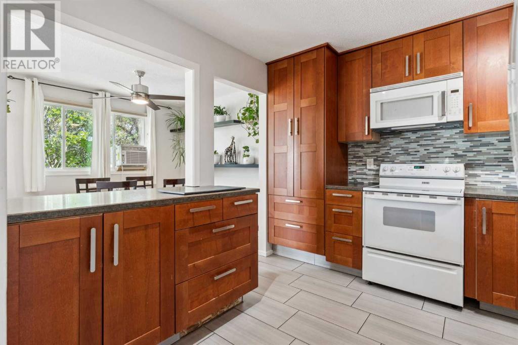 78 Midridge Gardens SE
