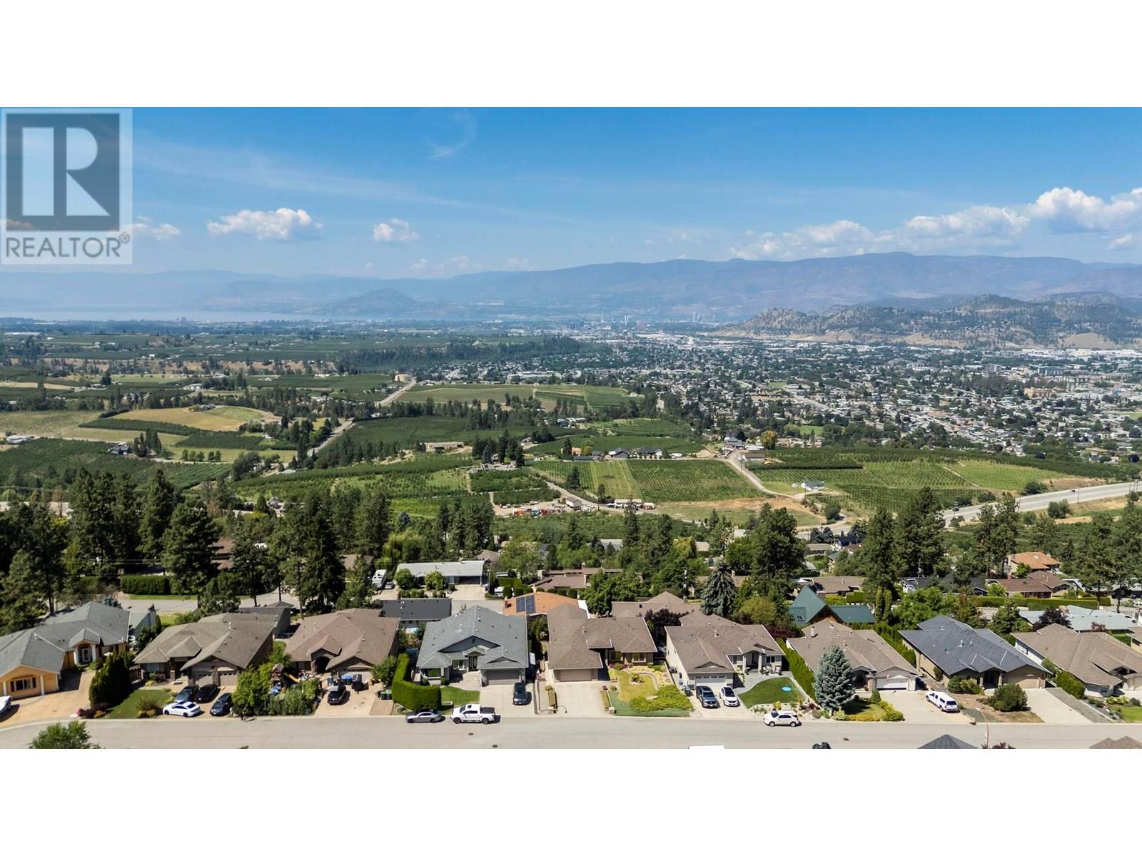1000 Lone Pine Drive