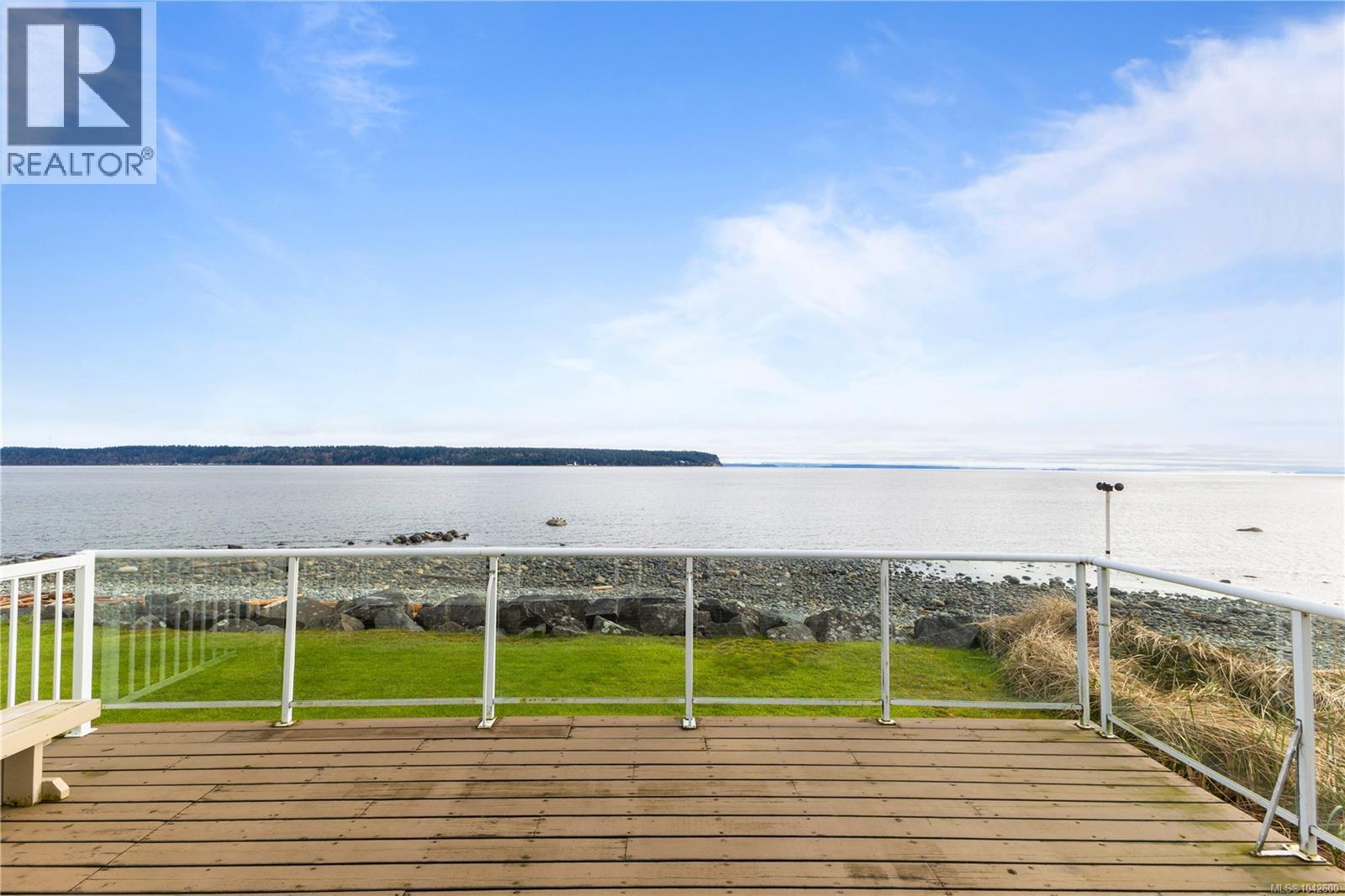 1081 Island Hwy S