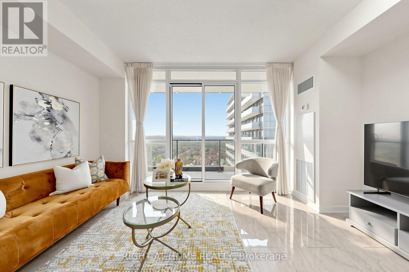 2809 - 29 SINGER COURT