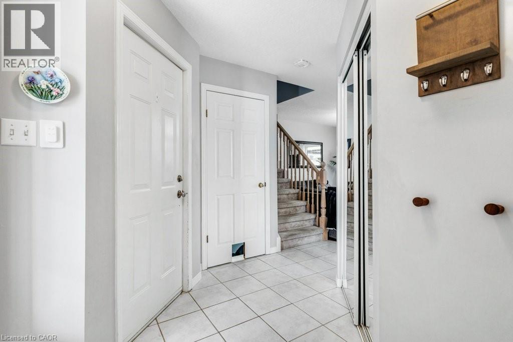 102 MARSTON Crescent