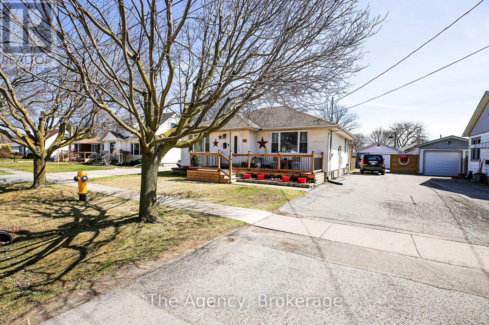 14 HEYWOOD AVENUE