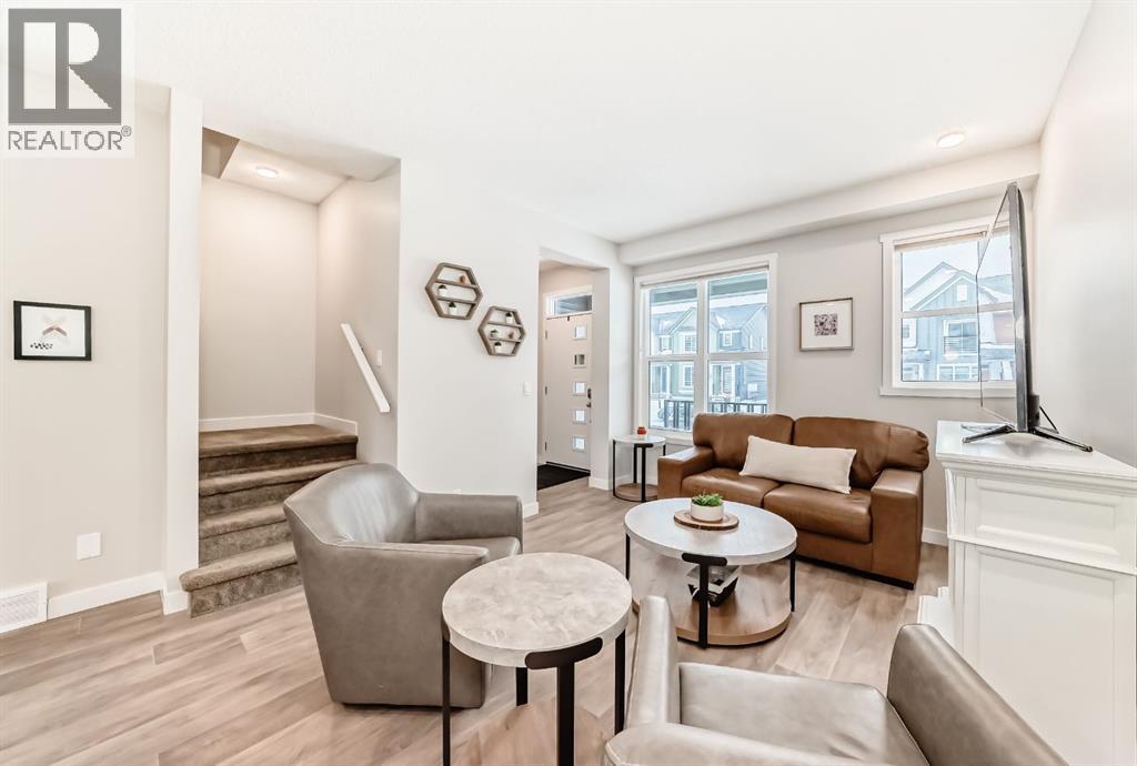 36 Carringvue Way NW