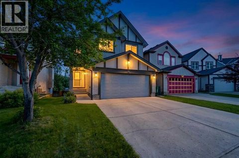 19 Copperfield Crescent SE Calgary AB T2Z4L5