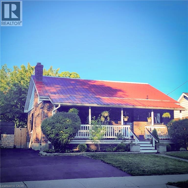 34 CHRISTOPHER Drive