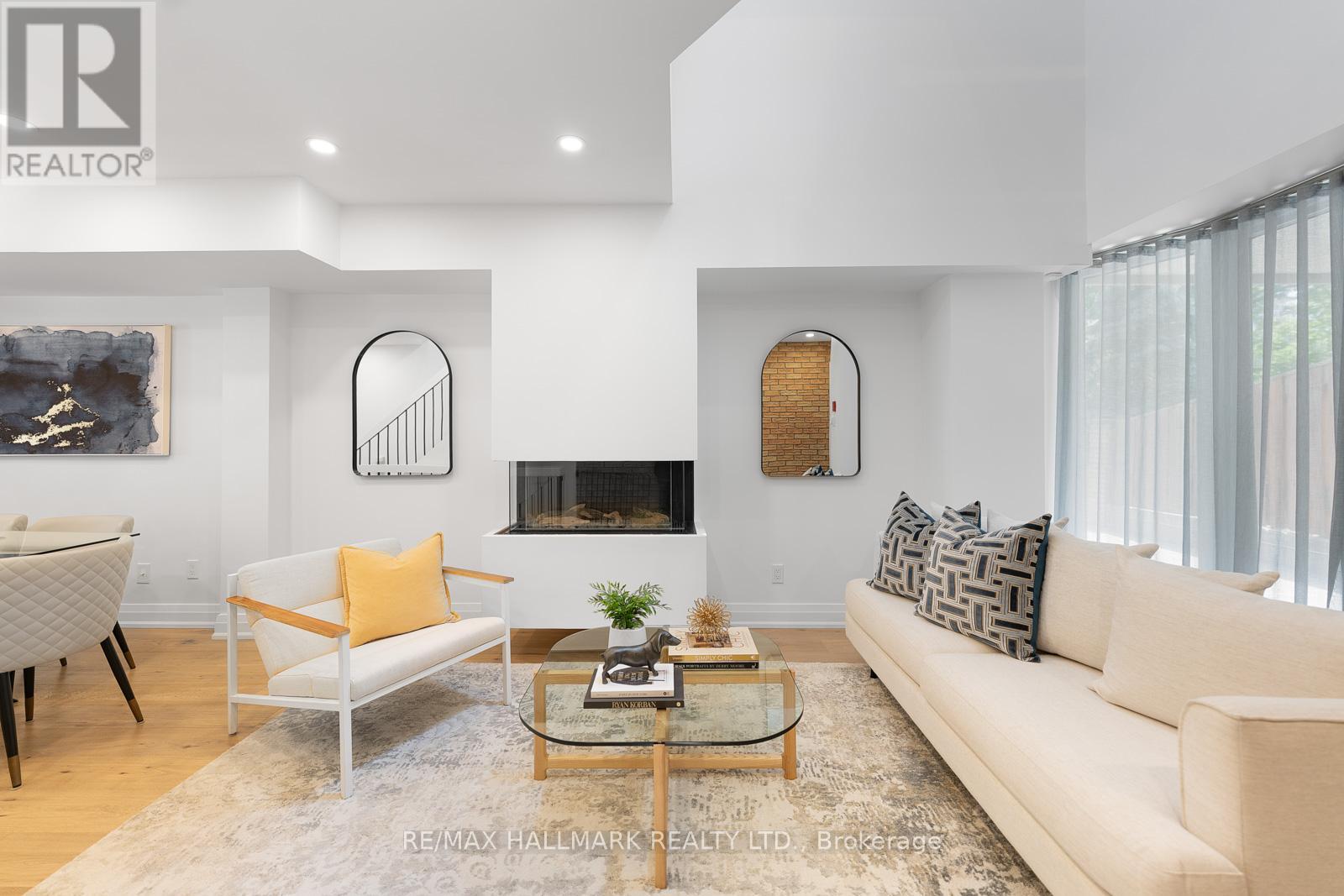 11 - 95 SUMMERHILL AVENUE