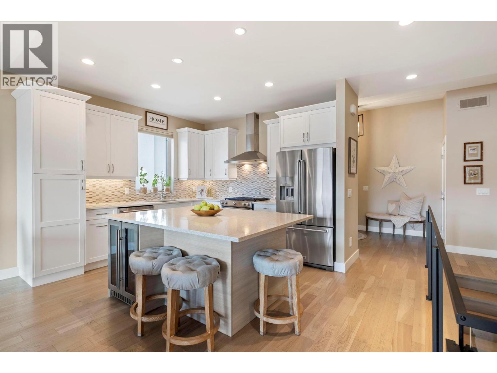 1768 Slateview Crescent