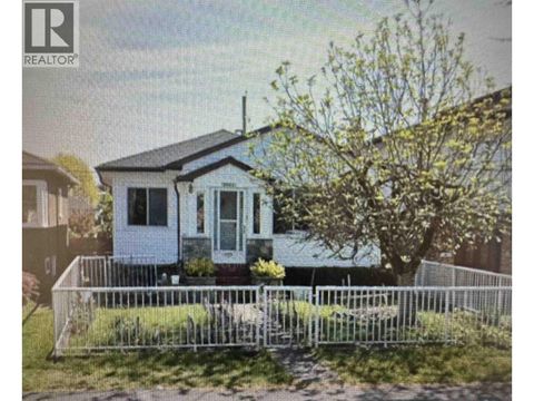 2566 VENABLES STREET Vancouver BC V5K2R1