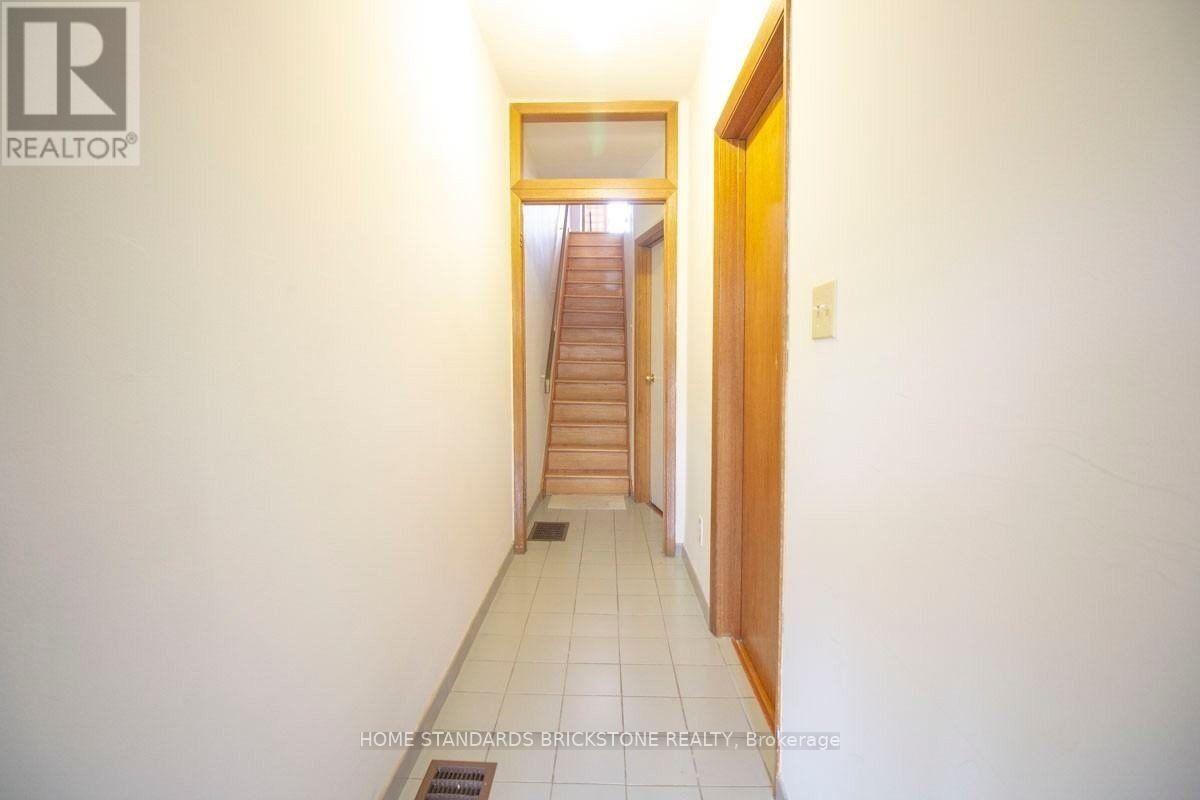 2ND FL - 140 ESSEX STREET