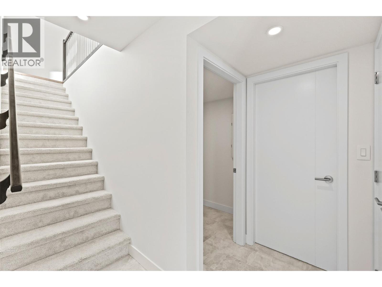 2050 Grasslands Boulevard Unit# 138