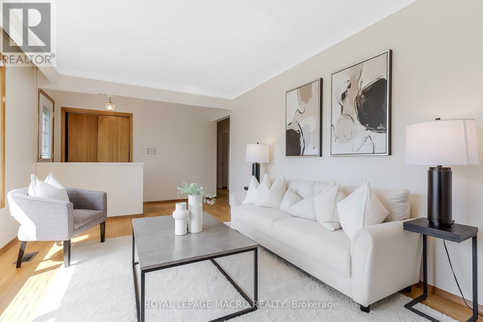 10 WESTOBY STREET