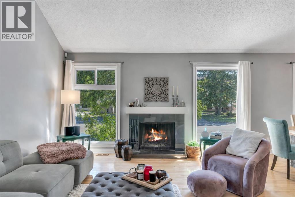 12 Oakvale Place SW