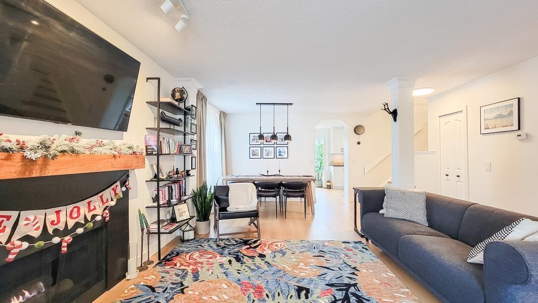 50 9045 WALNUT GROVE DRIVE