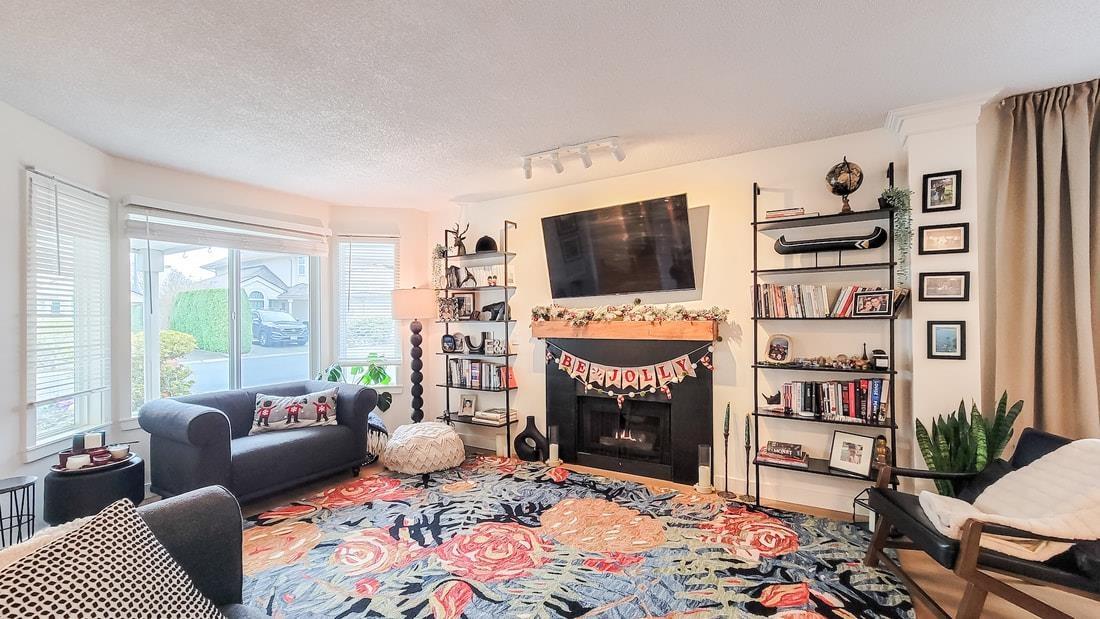 50 9045 WALNUT GROVE DRIVE