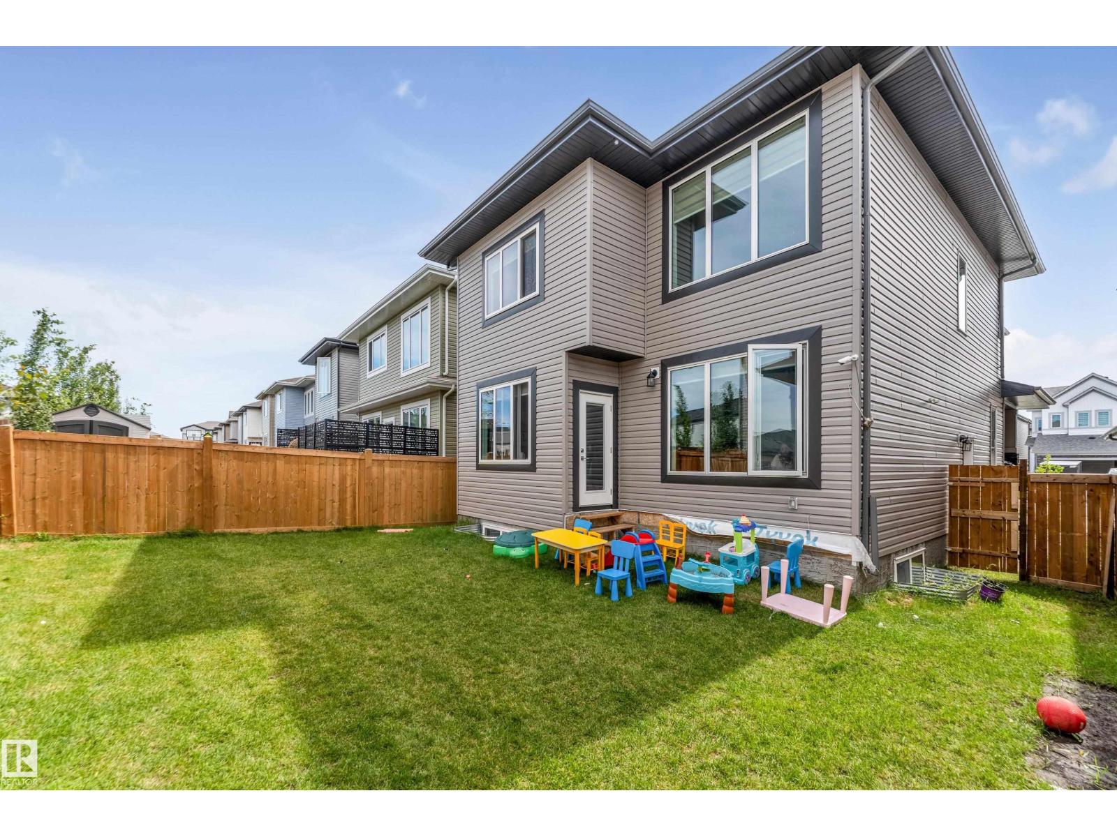 449 ROBERTS CR