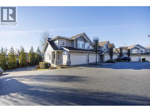3 11282 COTTONWOOD DRIVE Maple Ridge BC V2X8W7