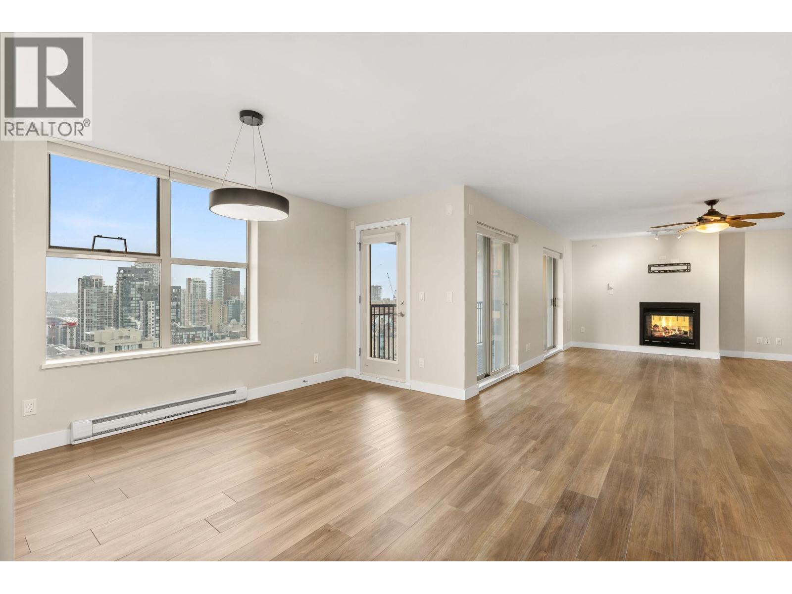 2901 969 RICHARDS STREET