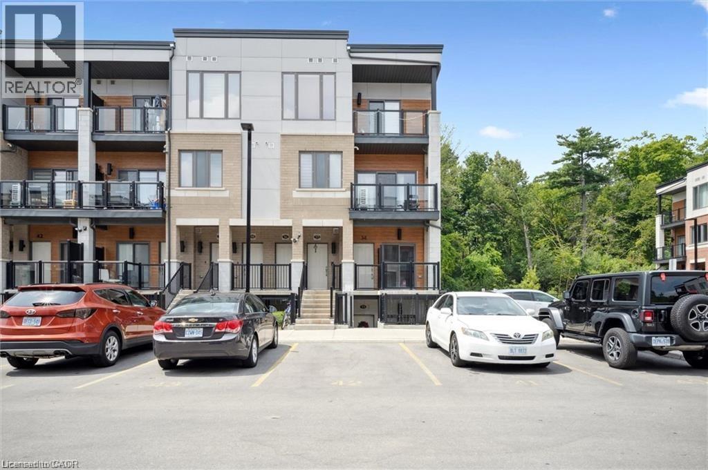 25 ISHERWOOD Avenue Unit# C34