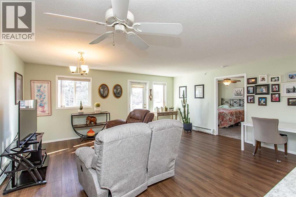 344, 56 Carroll Crescent