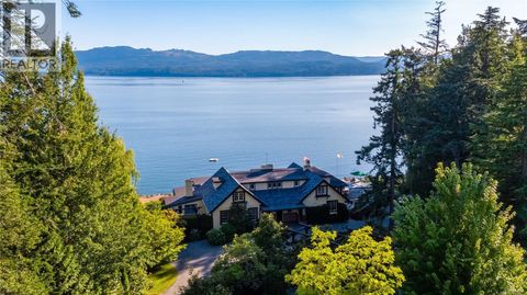 605 Towner Park Rd North Saanich BC V8L5L7