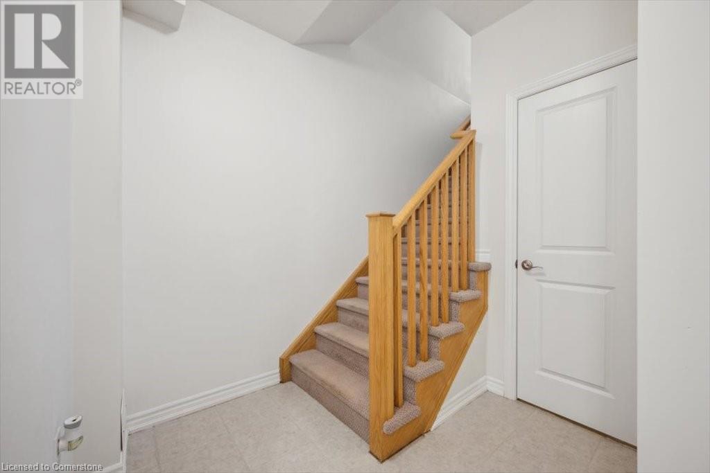 403 WESTWOOD Drive Unit# 7