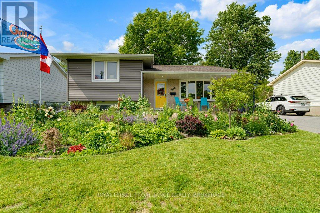 988 HUDSON DRIVE