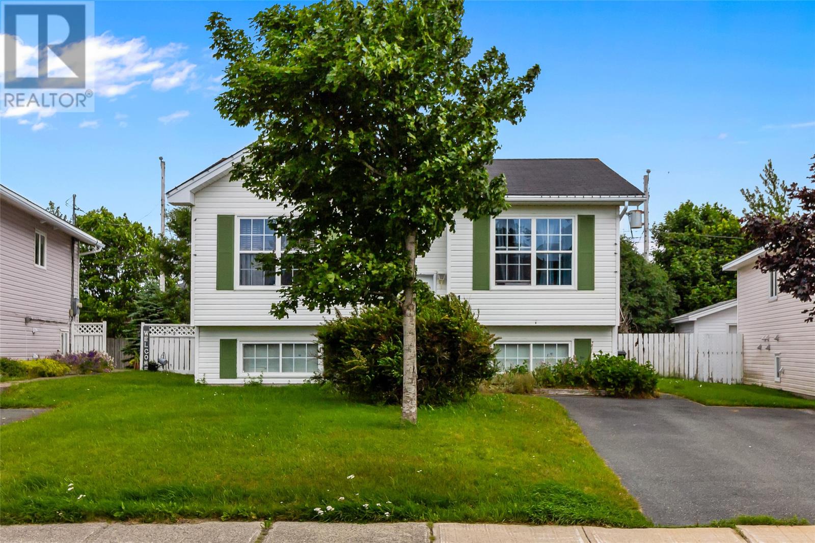11 Emerald Drive