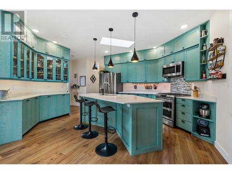 101 7th Avenue Keremeos BC V0X1N3