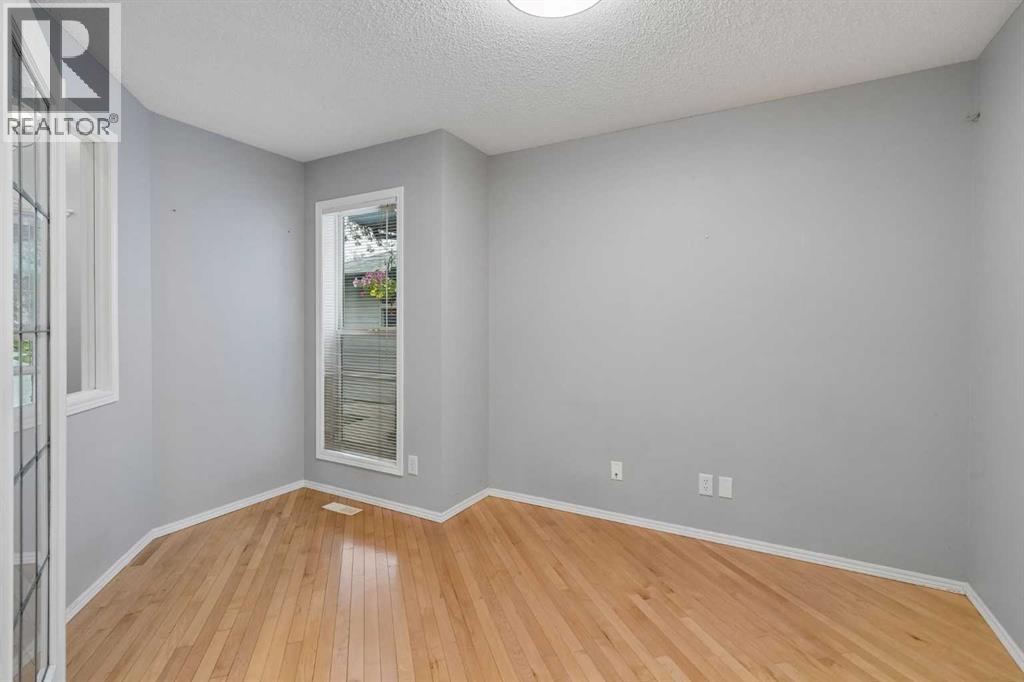 22 Somerside Crescent SW