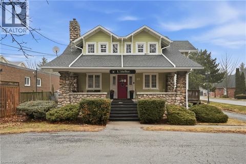 89 MAIN Street E Grimsby ON L3M1N6