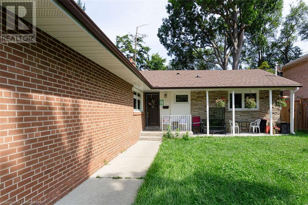 3438 ENNISKILLEN Circle