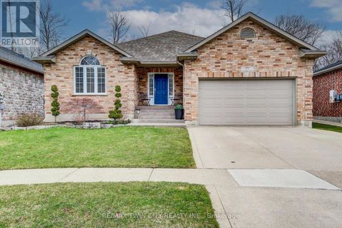 77 LASCHINGER BOULEVARD Wilmot ON N3A2G7