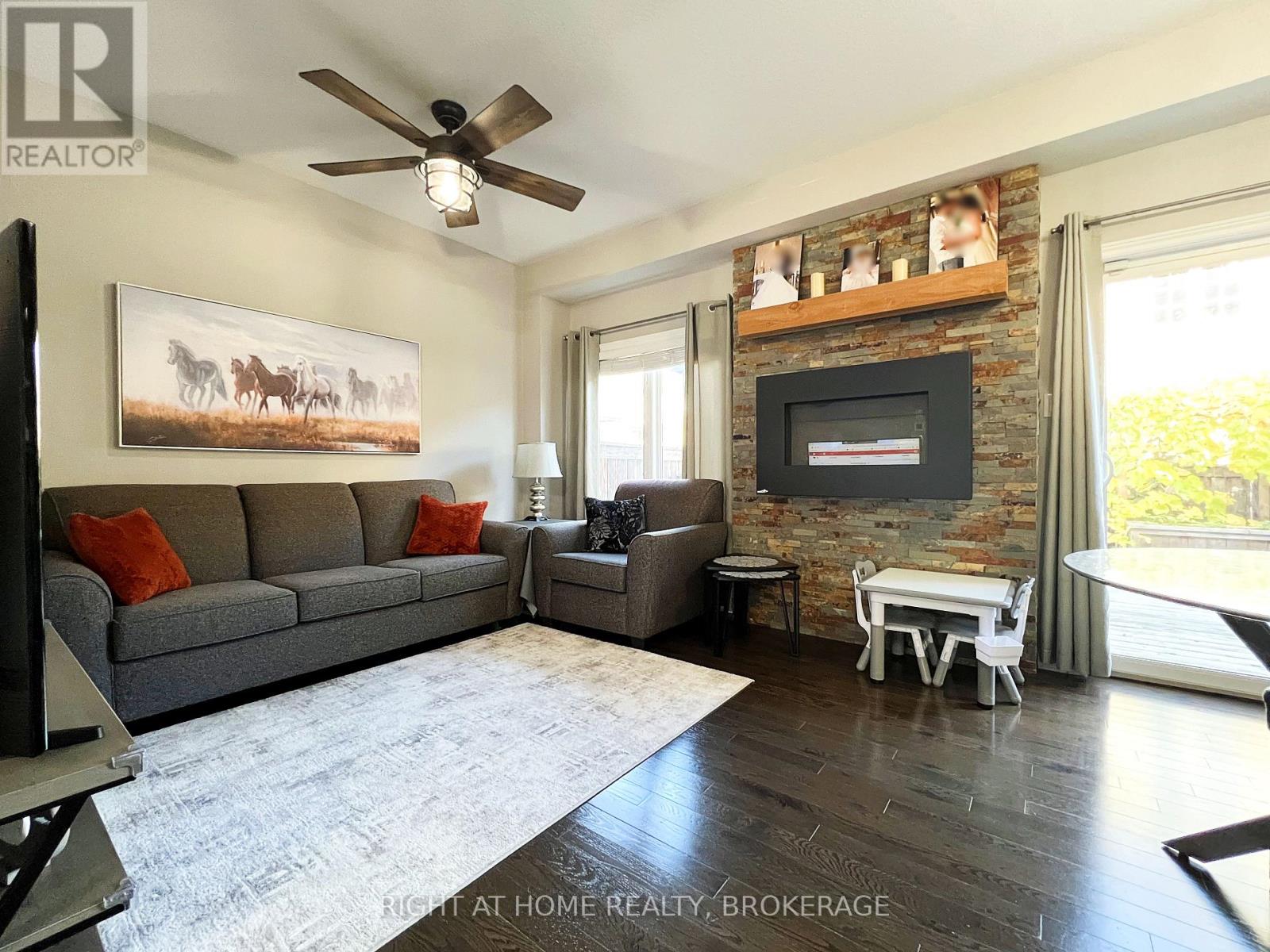 33 - 541 WINSTON ROAD