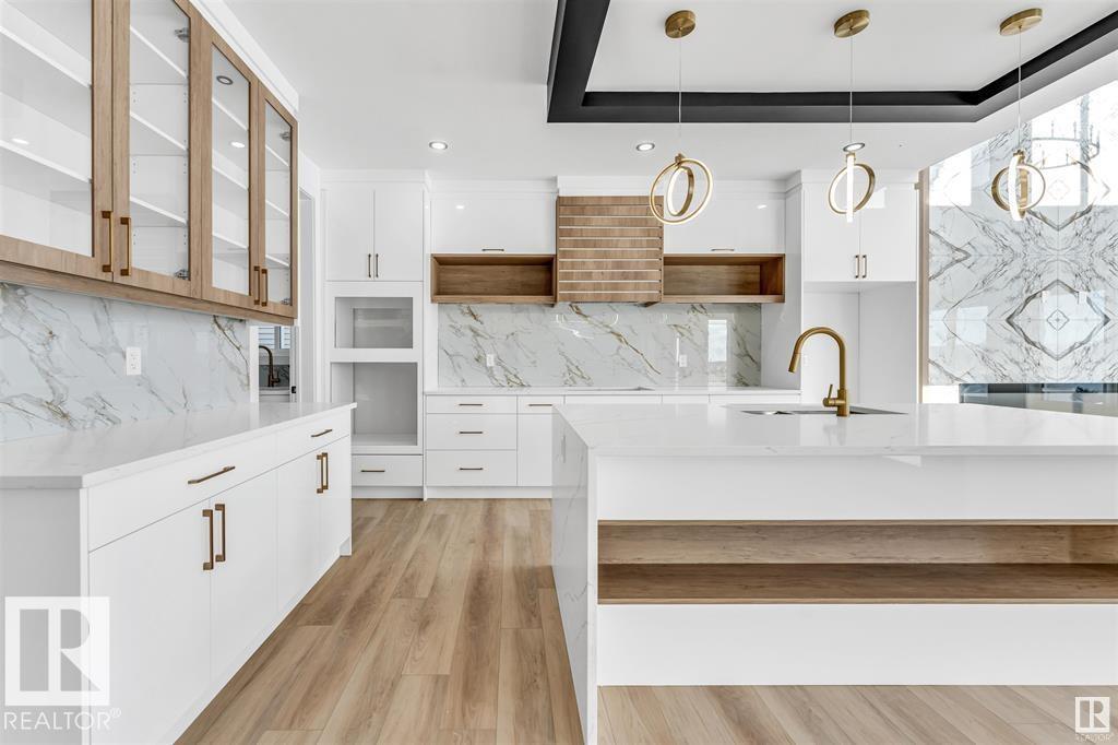 453 CRYSTAL CREEK LI