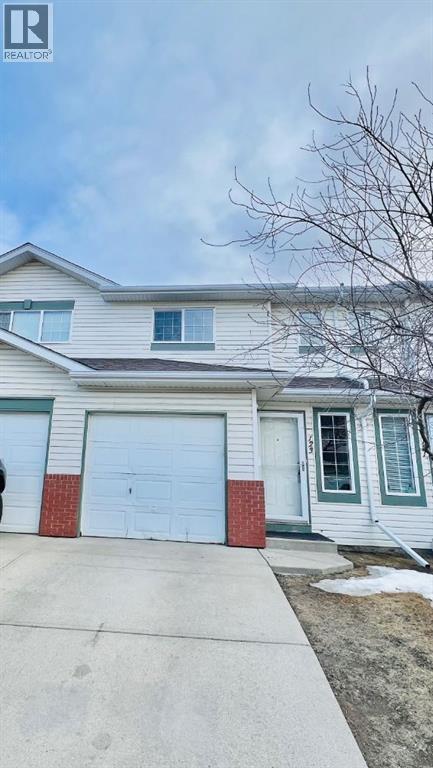 123 Country Hills Villas NW