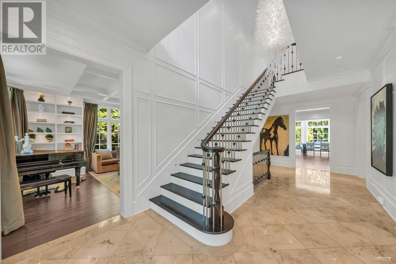 3416 CEDAR CRESCENT