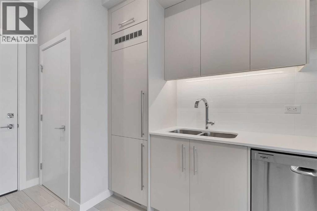 516, 8230 Broadcast Avenue SW