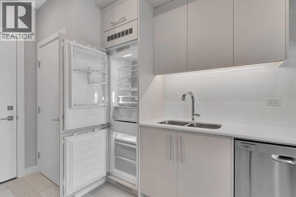 516, 8230 Broadcast Avenue SW