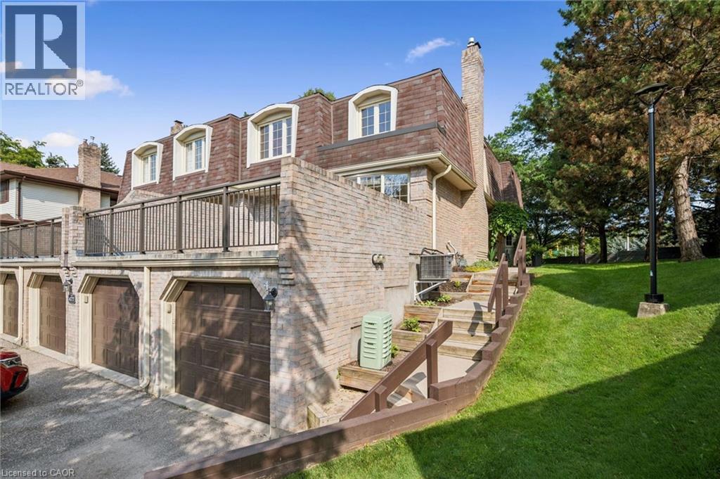477 BEECHWOOD Drive Unit# 4