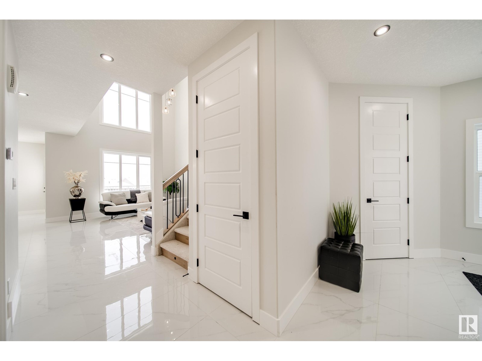 17039 45 ST NW