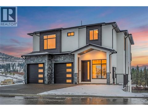 1136 Hume Avenue Kelowna BC V1P1S3