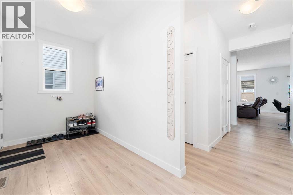 1167 Copperfield Boulevard SE