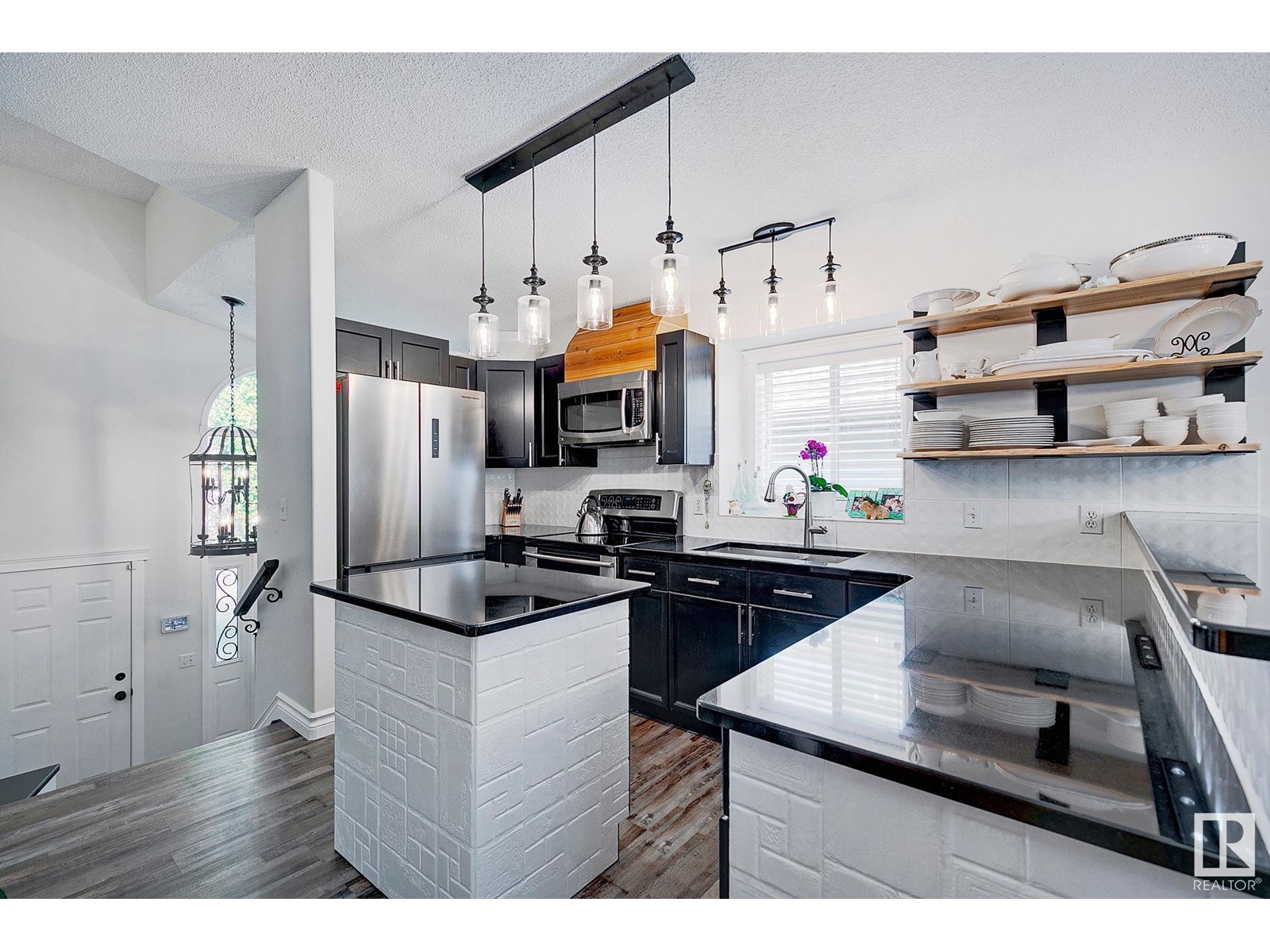 15003 128 ST NW