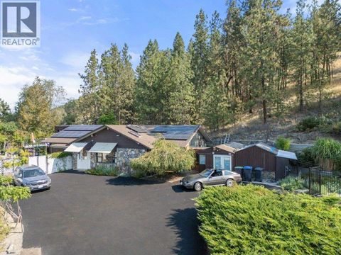2245 Bennett Road Kelowna BC V1V2N3
