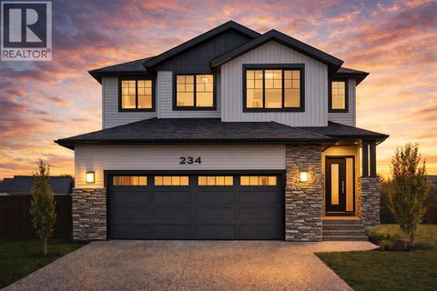 234 Lakewood Crescent Strathmore AB T0J1Y0