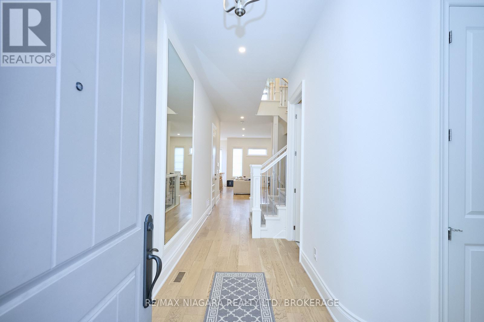 15 ARBOURVALE COMMON