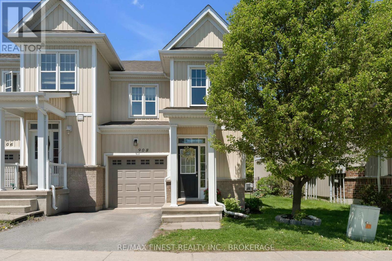 908 ASCOT LANE