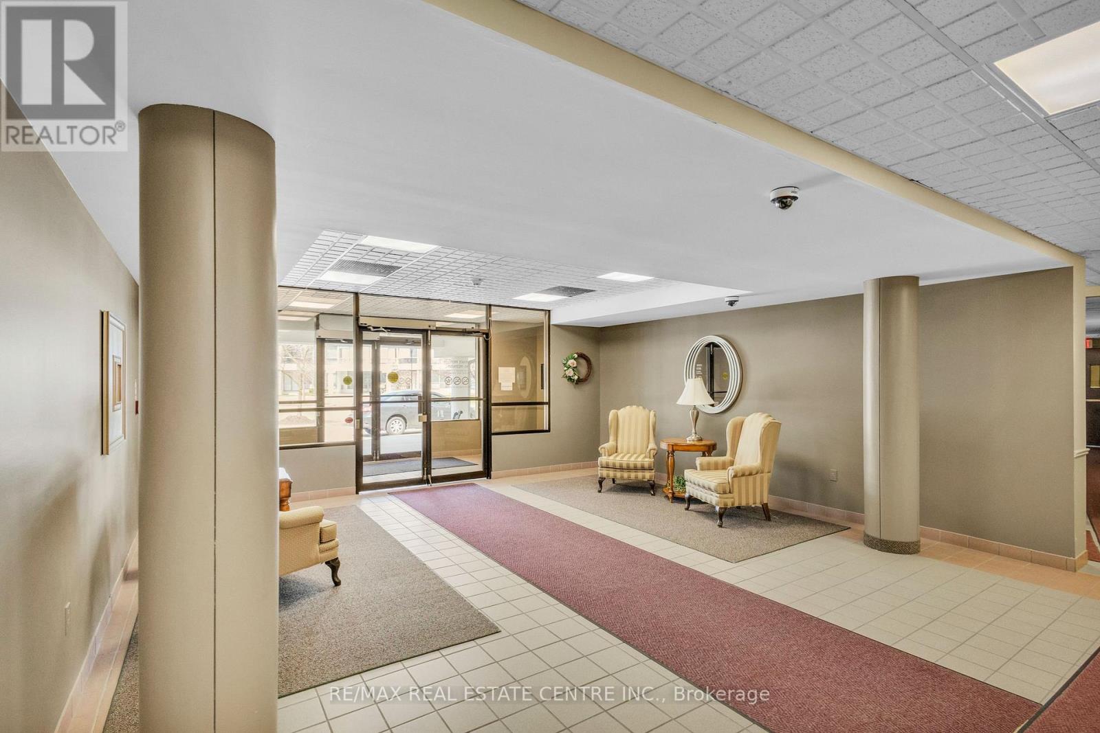 202 - 105 BAGOT STREET