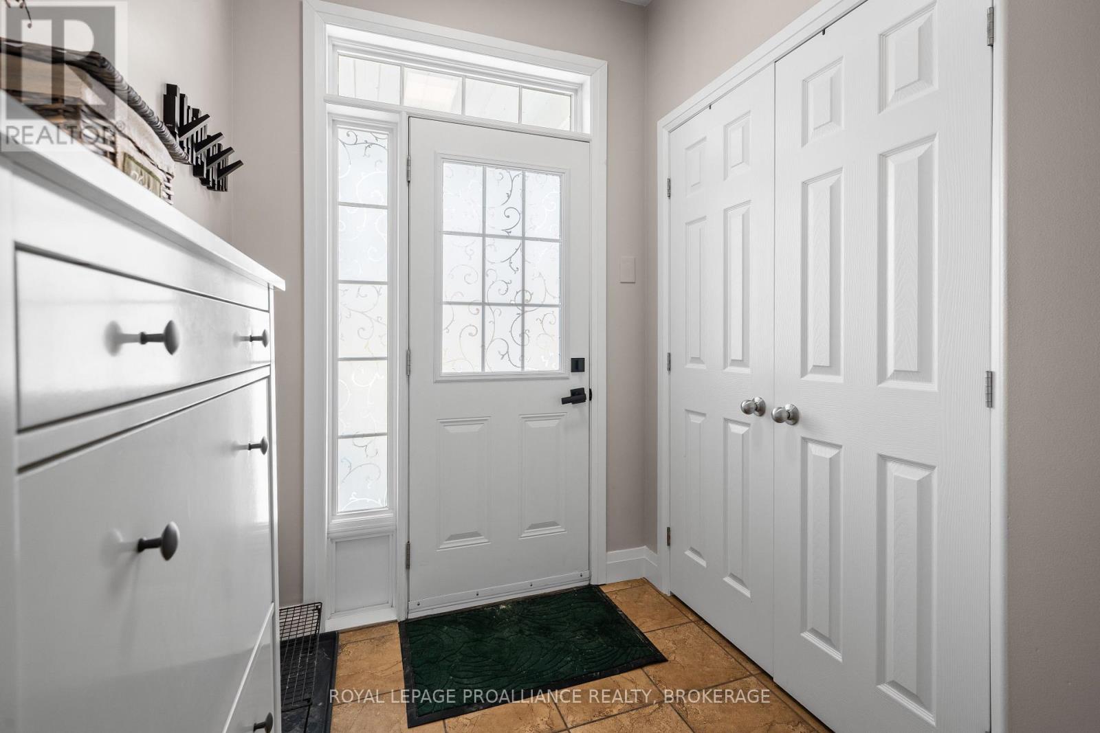 831 NEWMARKET LANE