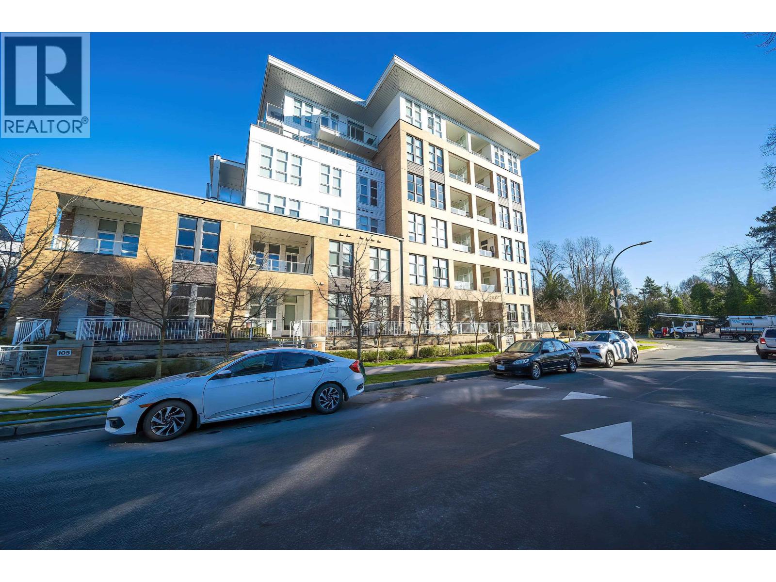 208 6933 CAMBIE STREET